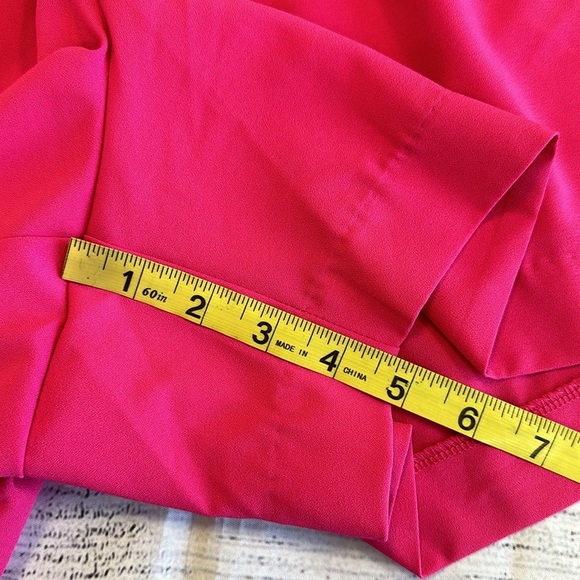 Torrid • Wide Leg Studio Crepe Shorts Hi-Waist Color: Pink Peacock • Sz 22 • NWT - Picture 10 of 12